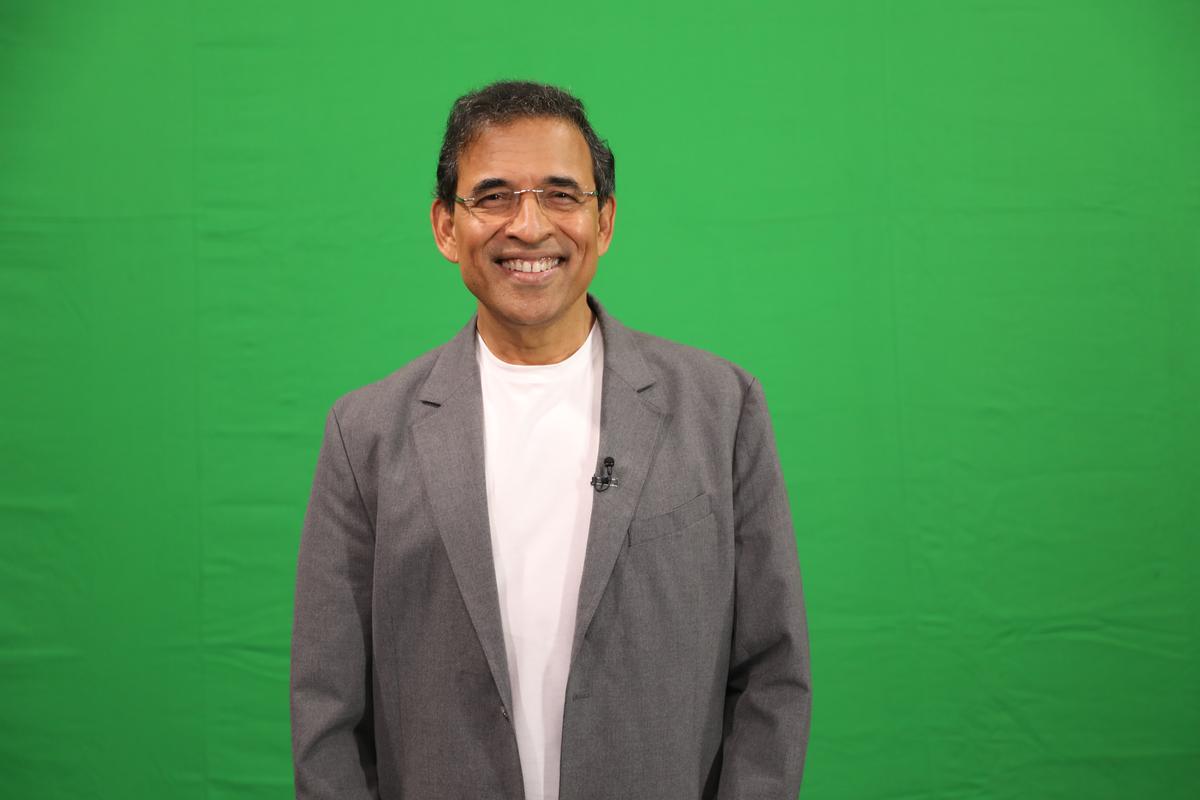 Cricket commentator Harsha Bhogle