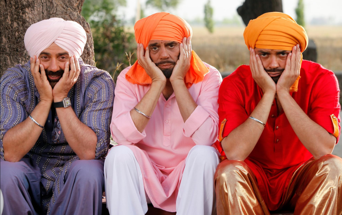 Sunny Deol, Dharmendra and Bobby Deol in ‘Yamla Pagla Deewana’.