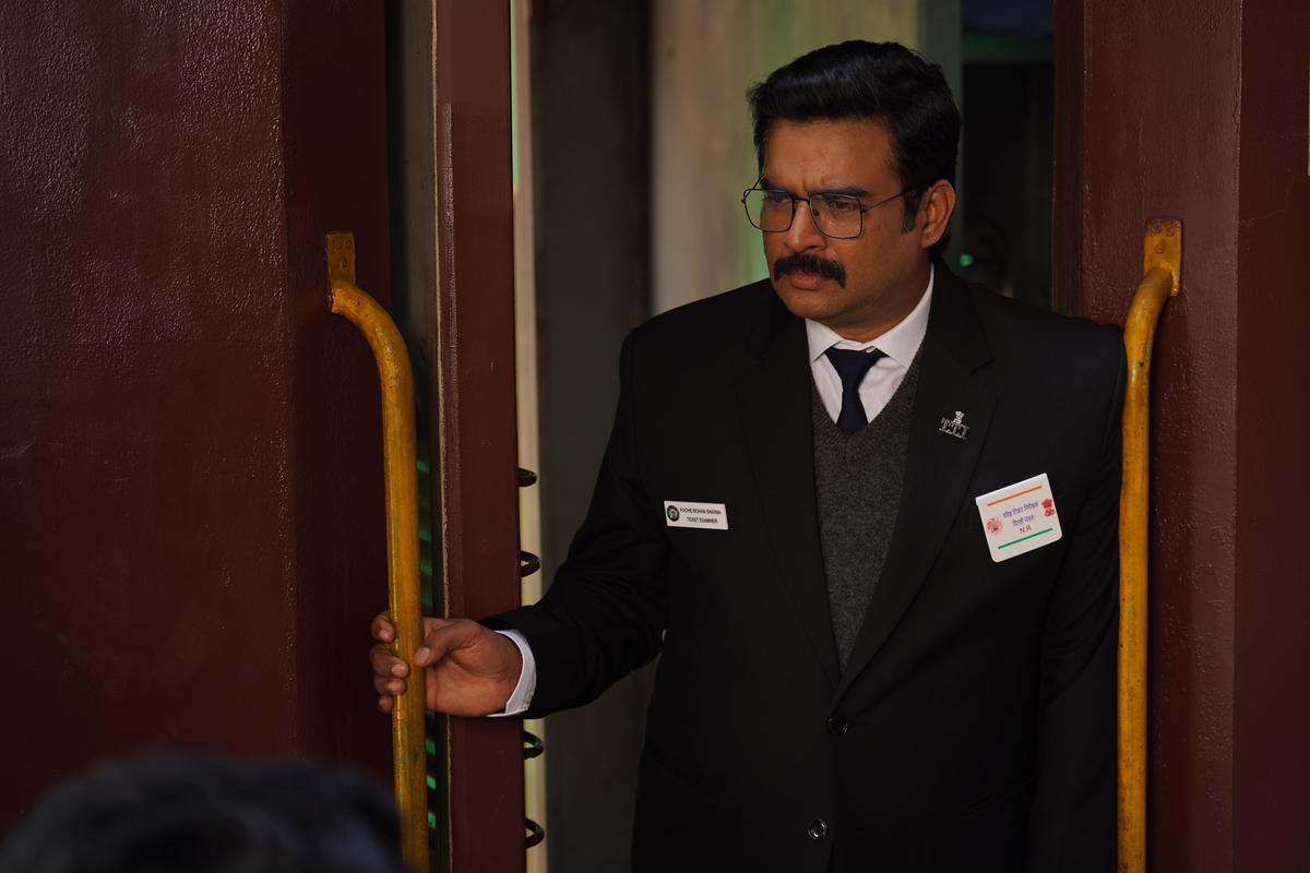 'First day first show | 'Sky Force' Review, R Madan Interview 5 Madhavan