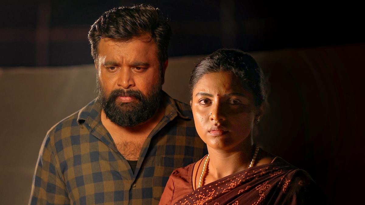 Sasikumar, Lijomol Jose to star in a thriller set in the 90s
