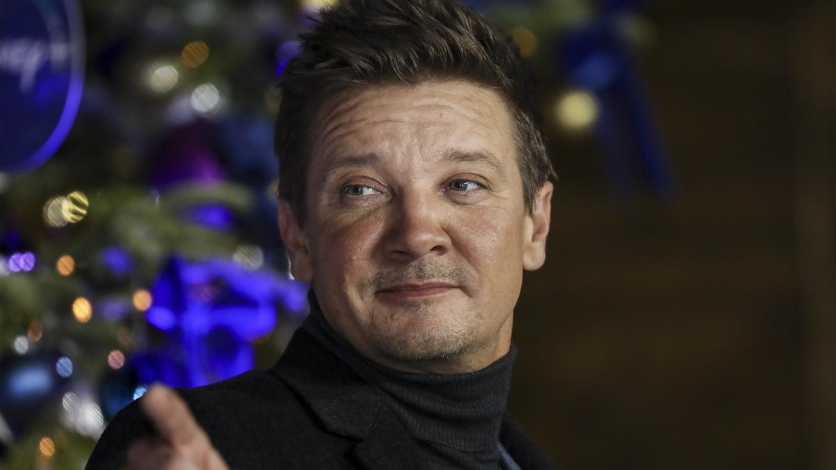 Jeremy Renner graces stage of People's Choice Awards 2024 post accident