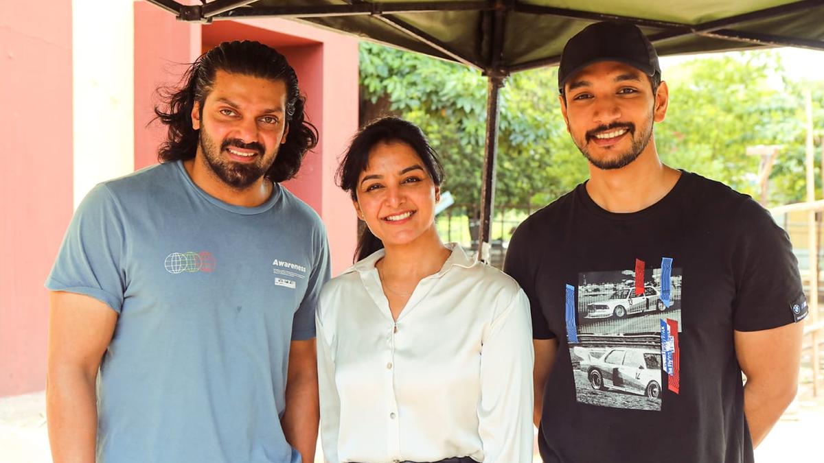 ‘Mr X’ goes on floors