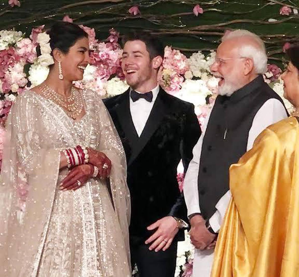 Priyanka chopra nick jonas wedding clearance veil