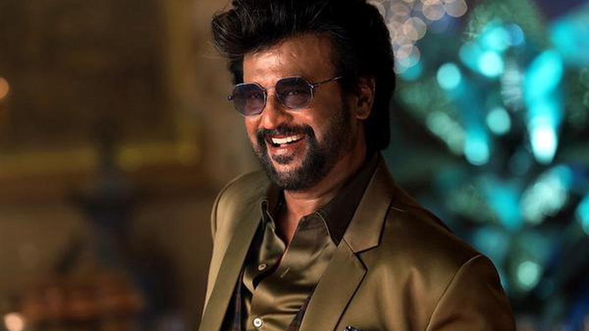 Darbar' movie review: A charismatic Rajinikanth shoulders an ...