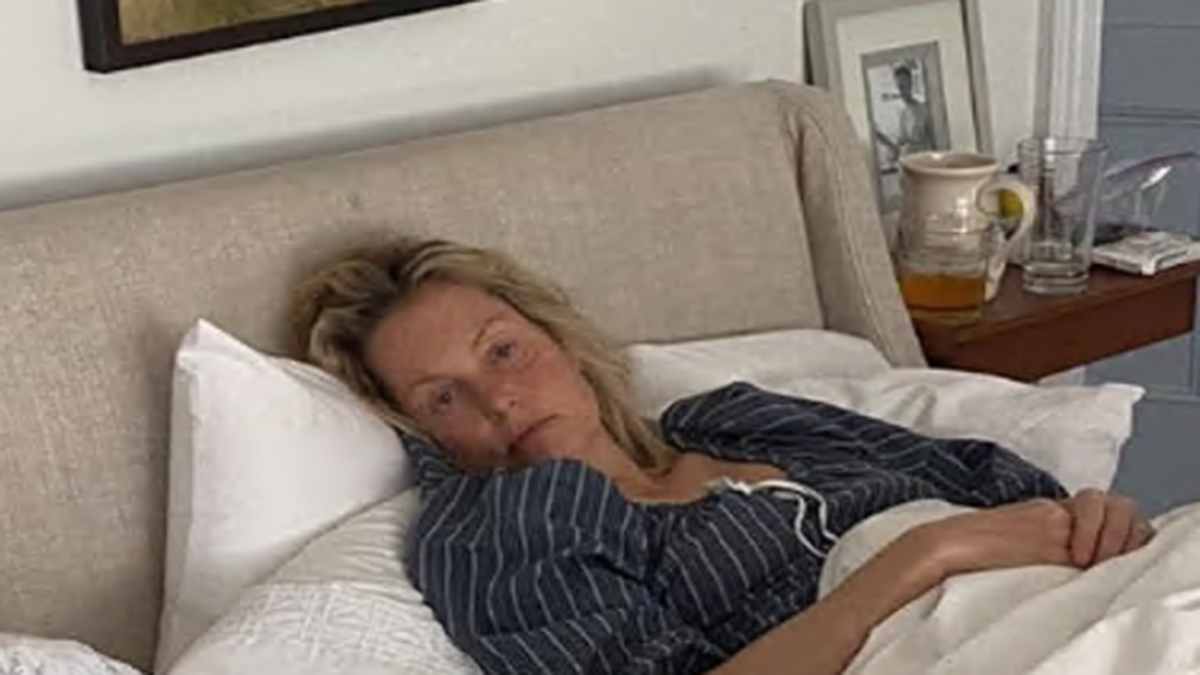 Actor and comic Ali Wentworth tests positive for coronavirus, calls it