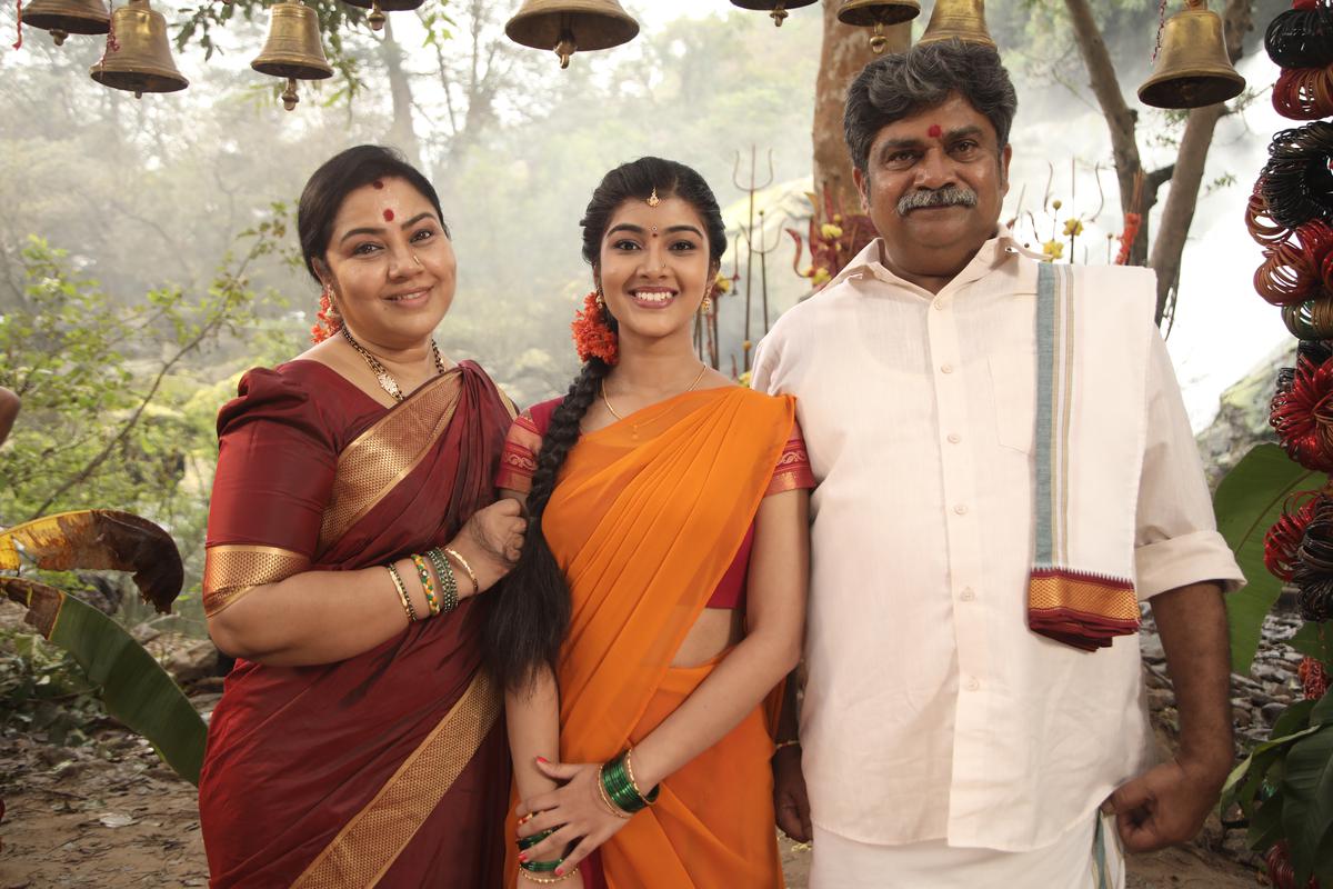Tara, Amrutha Prem and Rangayana Raghu in the film