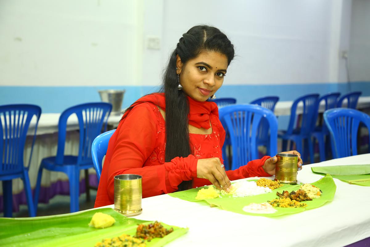 De verspreiding op een bruiloftsvoedselfestival in Chennai