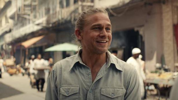 ‘Shantaram’ trailer: Charlie Hunnam plays a fugitive on the run in ‘80s Bombay