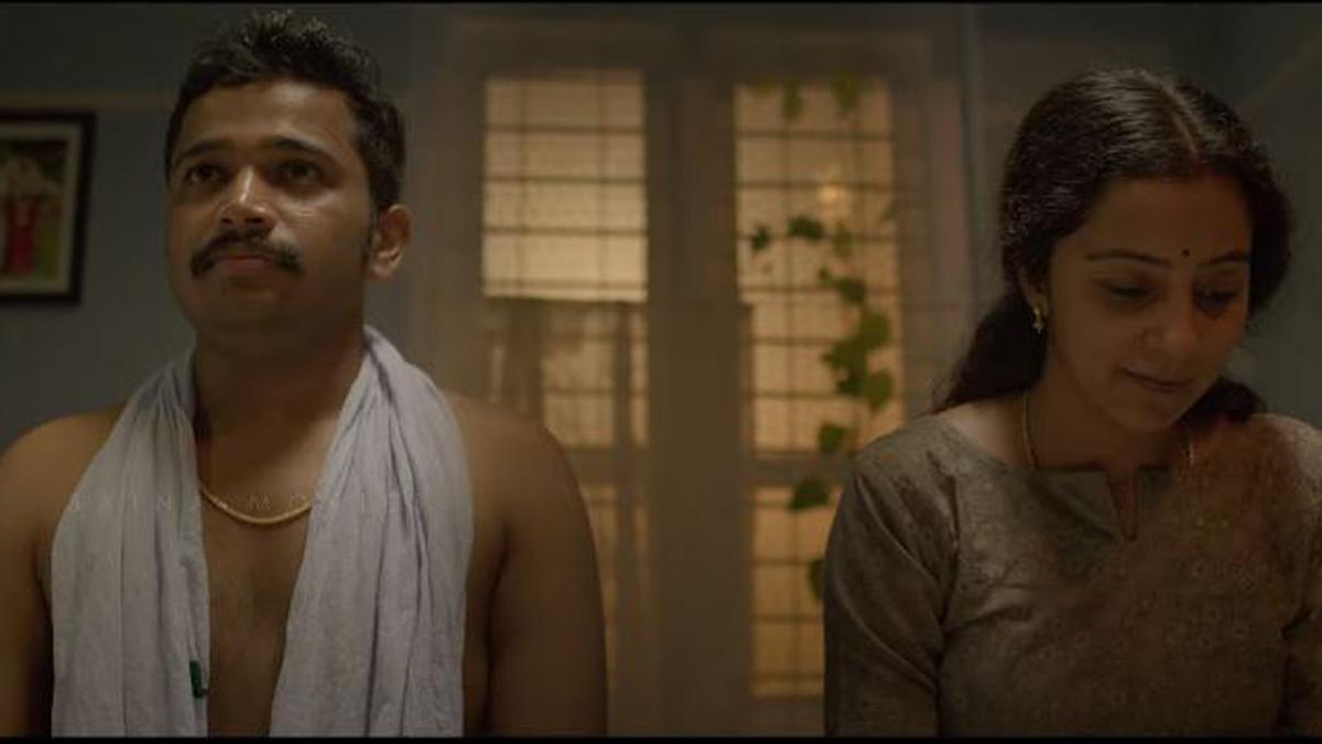 Basil Joseph and Darshana Rajendran in Jaya Jaya Jaya Jaya Hey