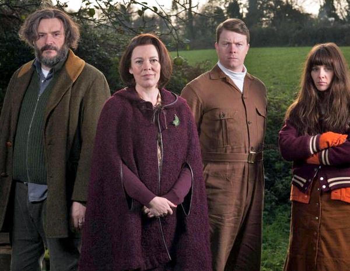 Flower series. The house of flowers: the movie фильм 2021. Букеты цветов в фильмах. Аквилегия нежно розовая. Семья флауэрс.