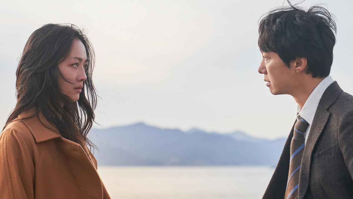 ‘Decision to Leave’ movie review: Park Chan-wook reinvents storytelling in a quiet film that is more romance than mystery