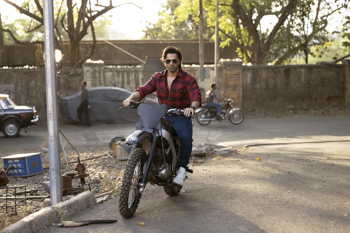 Varun Dhawan on a 90s-style dirt bike in ‘Citadel: Honey Bunny’