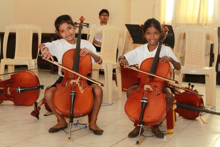 children playing cello