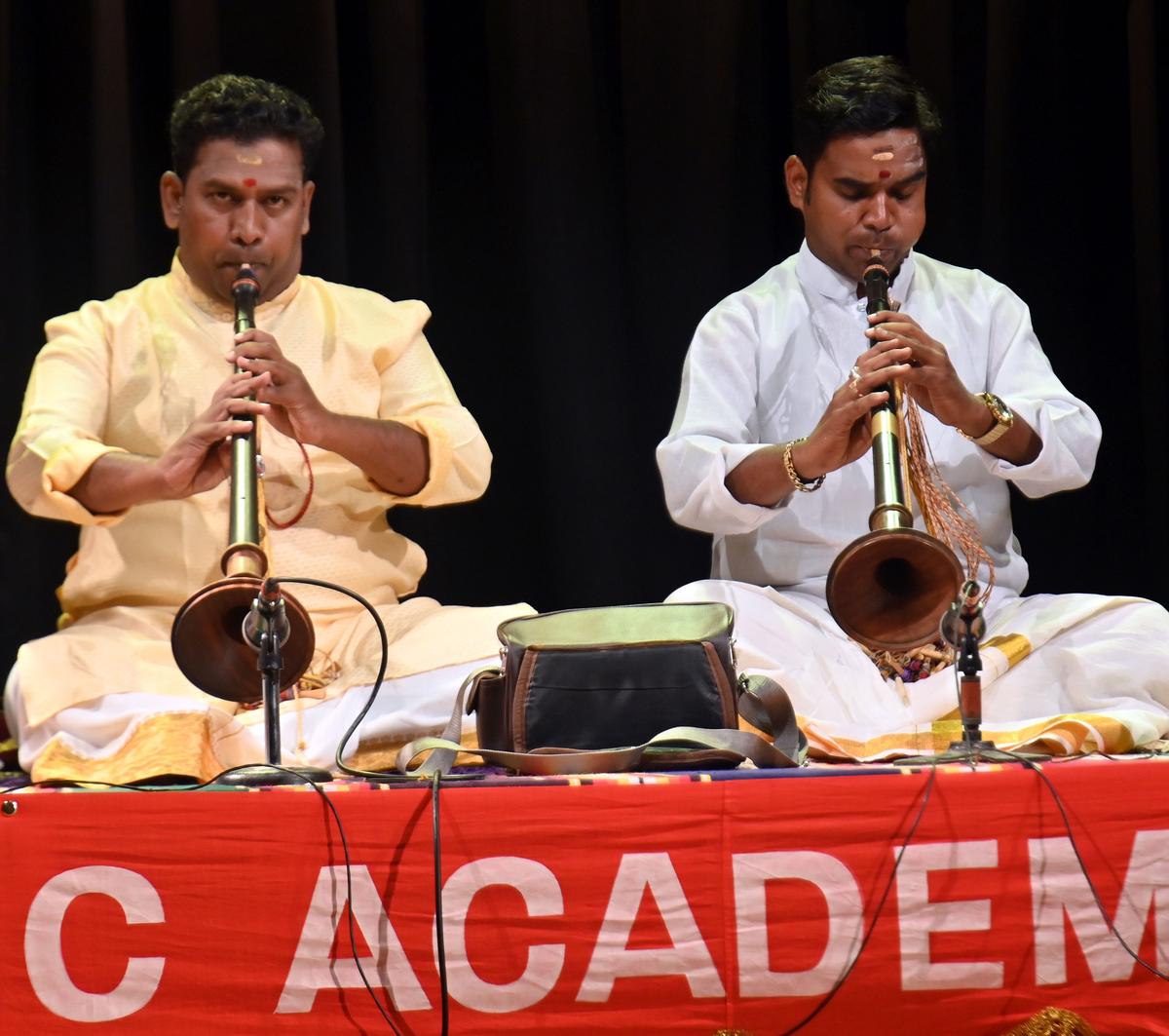 Pazhayaseevaram G. Kalidass e Koleri Vinoth Kumar