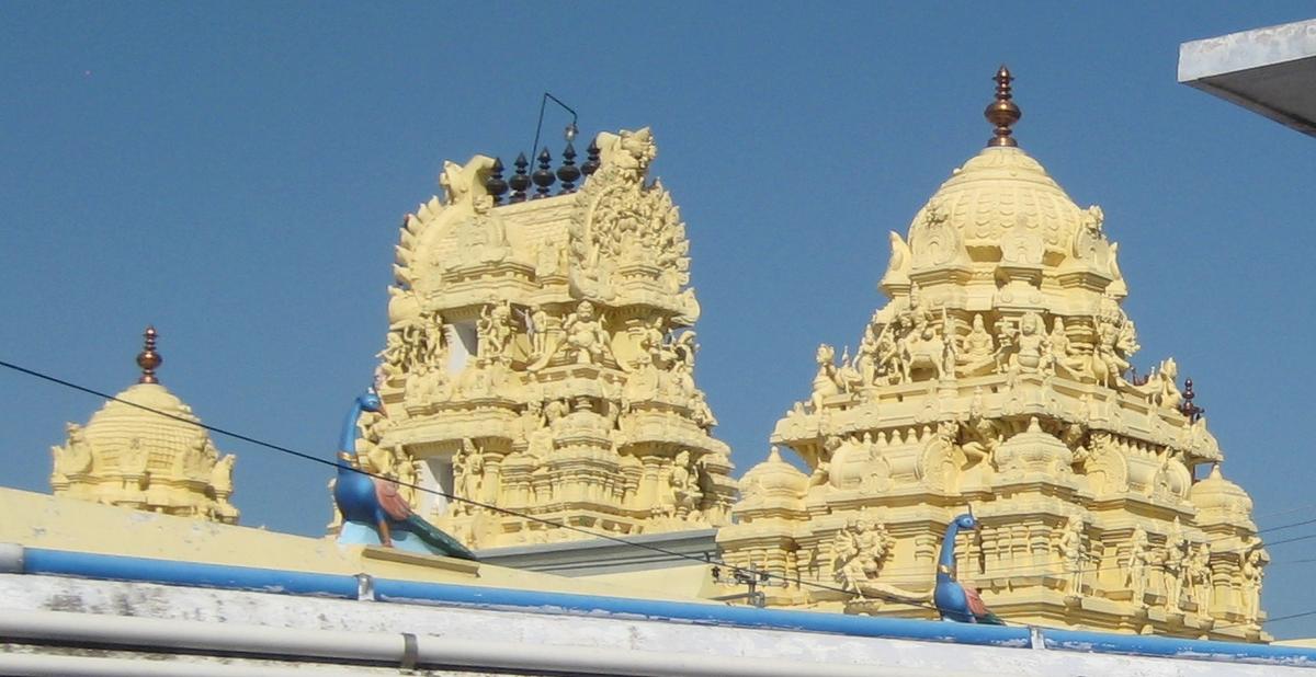 Madhusudhanan Kalaichelvan’s lec-dem also threw light on compositions extolling Muruga. Madhusudhanan Kalaichelvan’s lec-dem also threw light on compositions extolling Muruga.