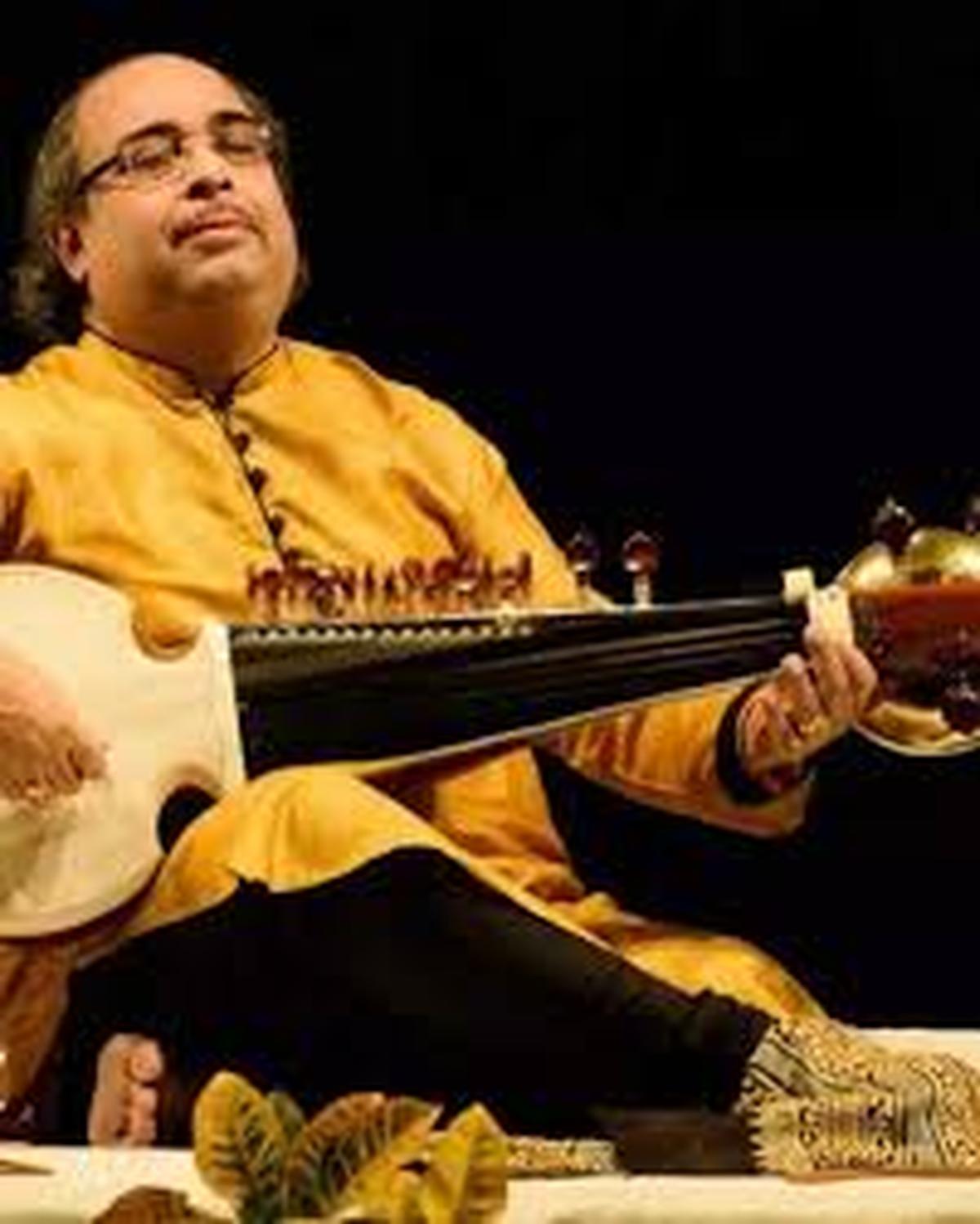 Sarodista Pt. Tejendra Narayan Majumdar.