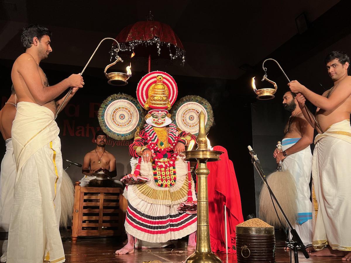 Margi Madhu Chakyar presenting Asokavanikankam - Valiya Udyanapravesam at Natyadharmi 22, organised by the central Sangeet Natak Akademy’s Kutiyattam Kendra.