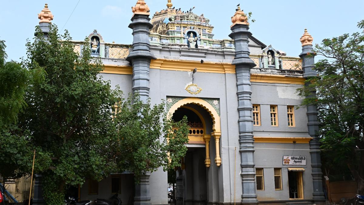 The exquisite murals in Ramalinga Vilas palace in Ramanathapuram are in desperate need of restoration