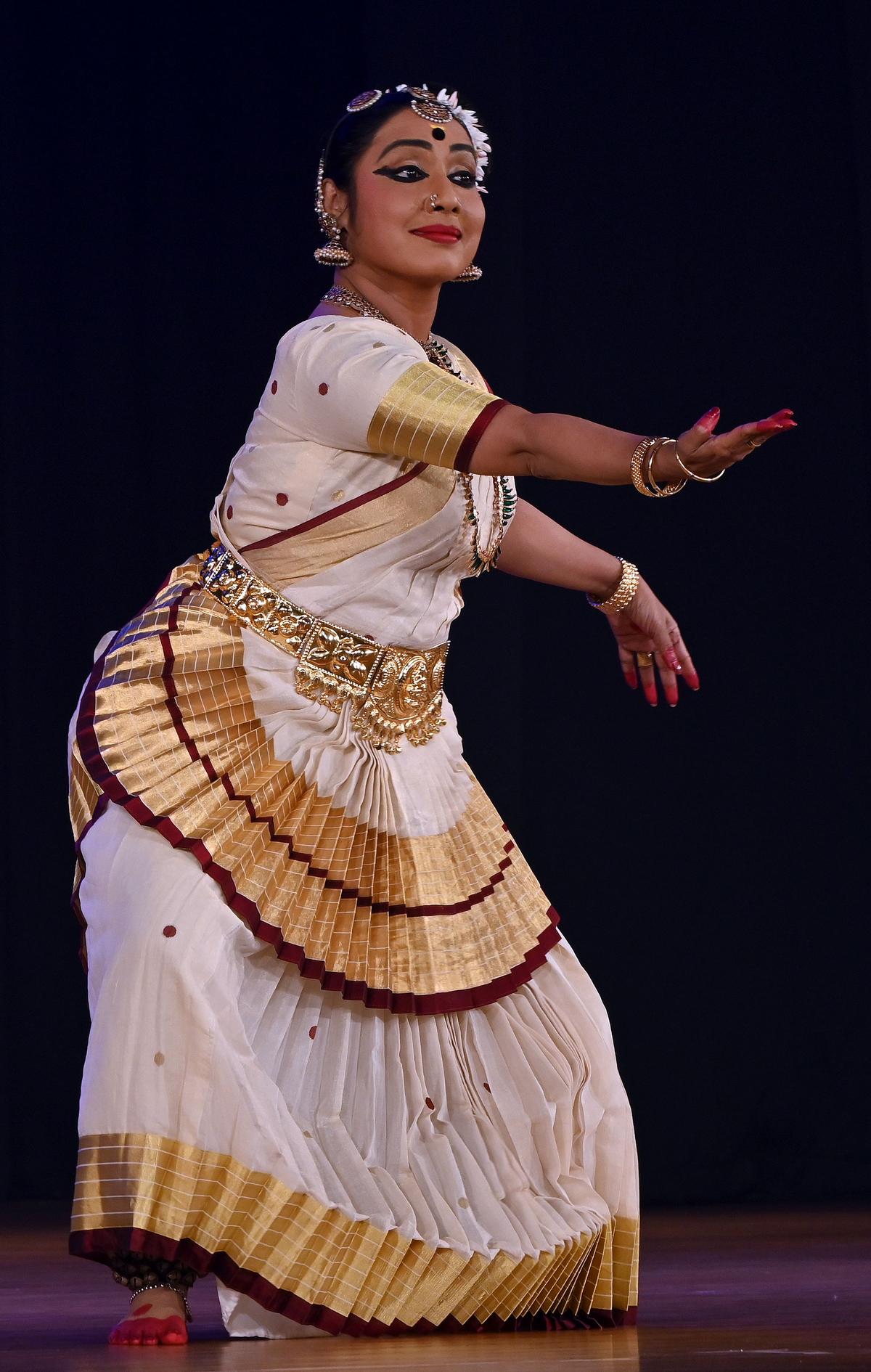 Neena Prasad performing Mohiniyattam at The Music Academy’s December dance festival. 