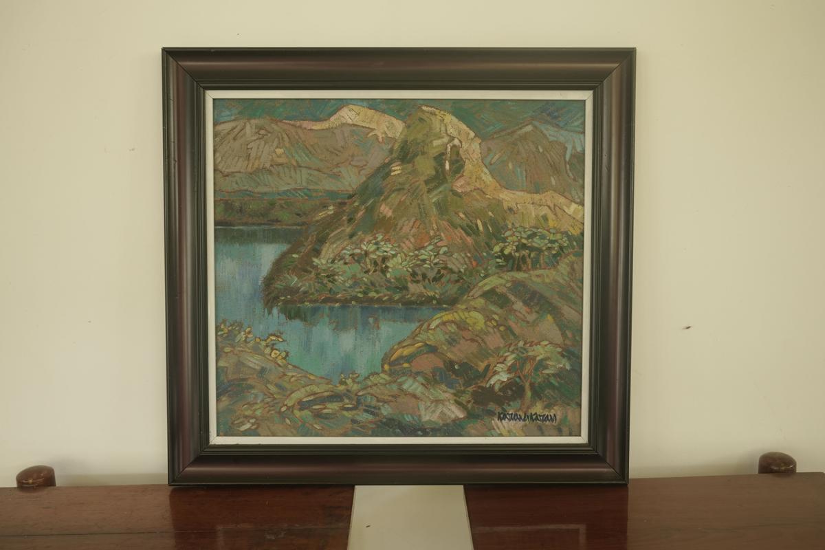 Karunakaran’s oil paintings depict stunning landscapes. 