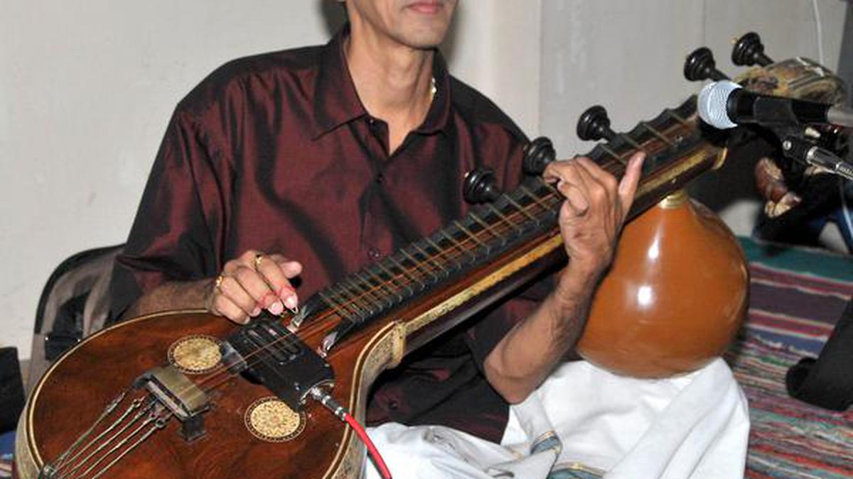 Mudicondan Ramesh’s concert at Veenotsav’21