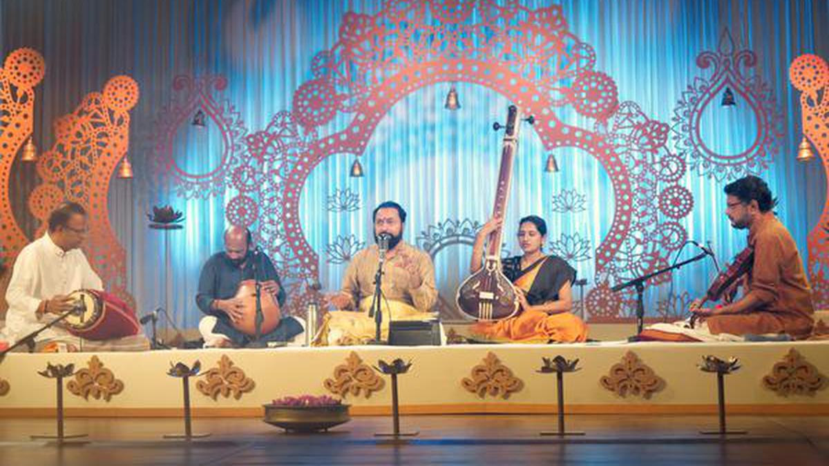 A well-balanced concert by Shertalai Ranganatha Sharma