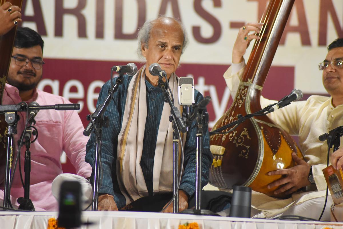 Pt. Ulhas Kashalkar who performed at Swami Haridas Tansen Sangeet Nritya Samaroh, in New Delhi.