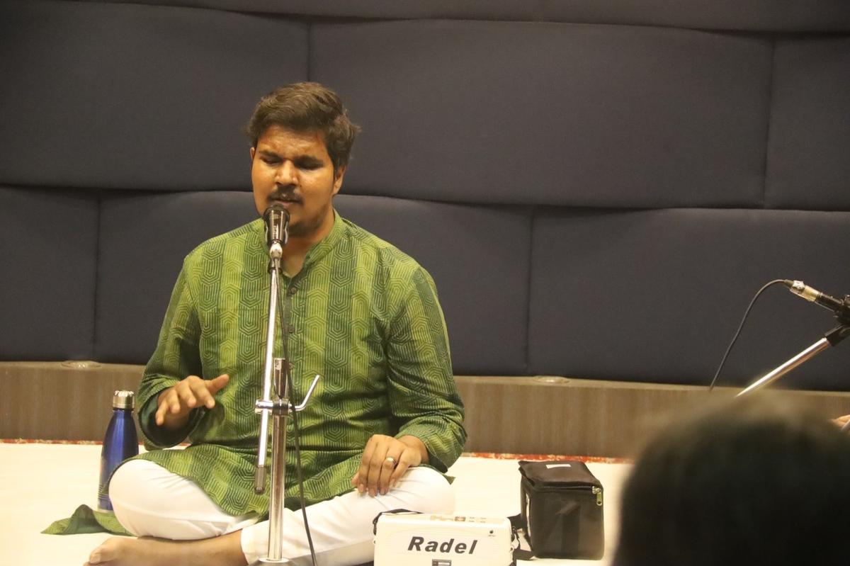 Gokul Namagiripettai at Madhuradhwani’s Margazhi utsavam 2025.