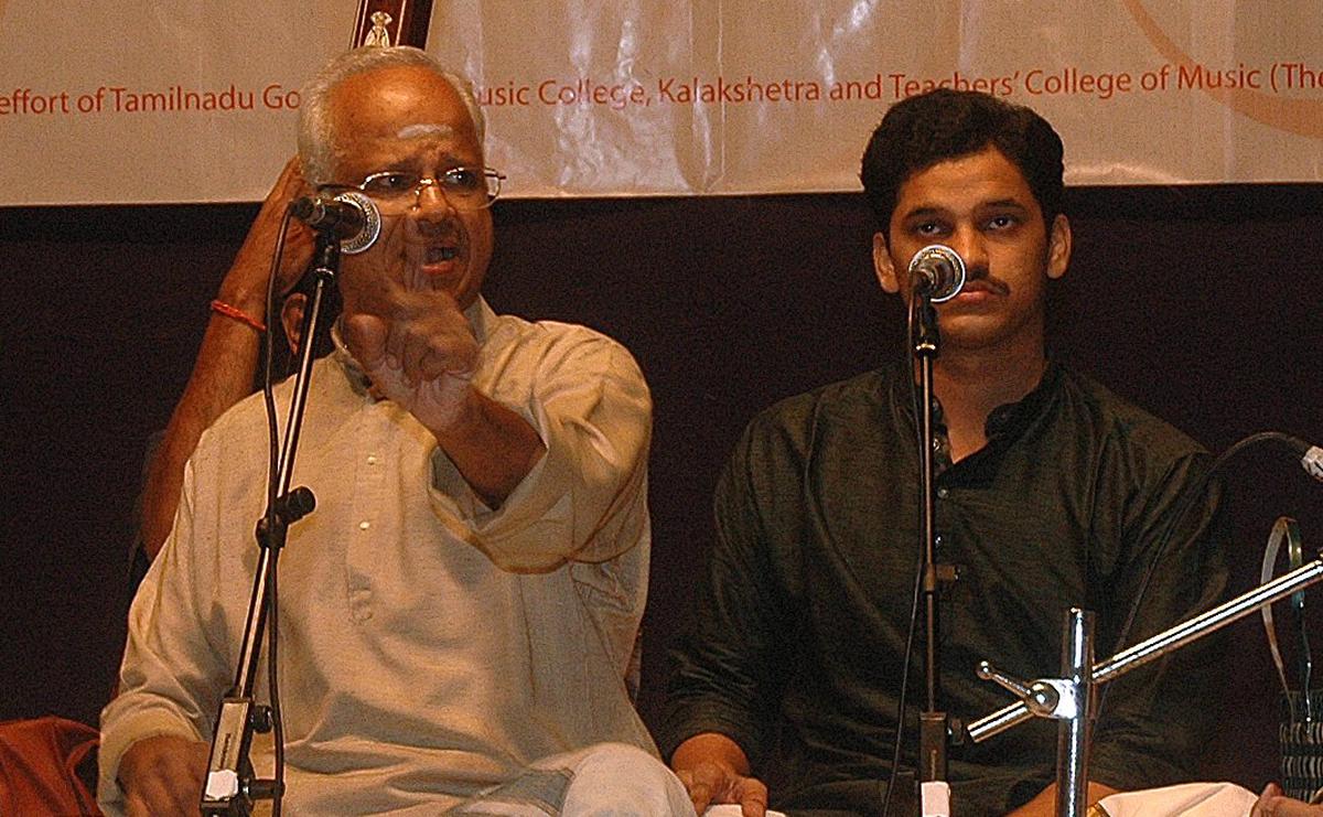 T.V. Sankaranarayanan with his son T.V.S. Mahadevan, during his concert at The Music Academy, Chennai on August 10, 2008.