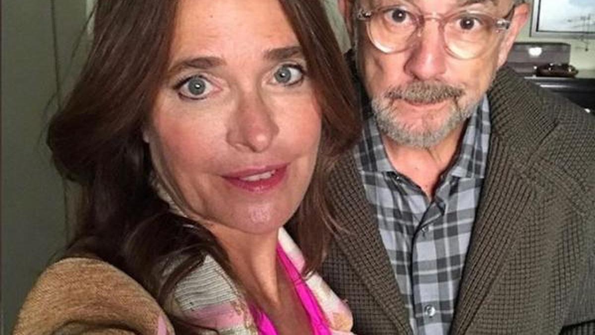 Actor couple Richard Schiff, Sheila Kelly test positive for COVID19