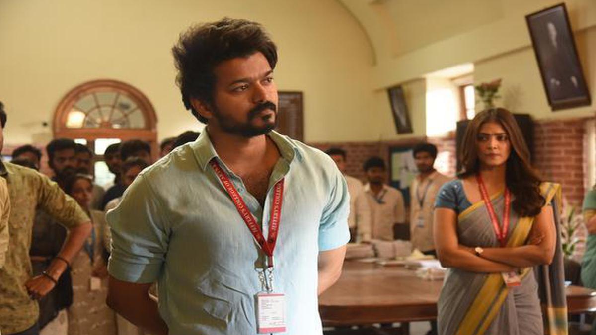 Master Movie: Review, Cast, Plot, Music, Box Office – All You Need To Know  About Thalapathy Vijay, Malavika Mohanan, Vijay Sethupathi's Film! - Yahoo  Sports