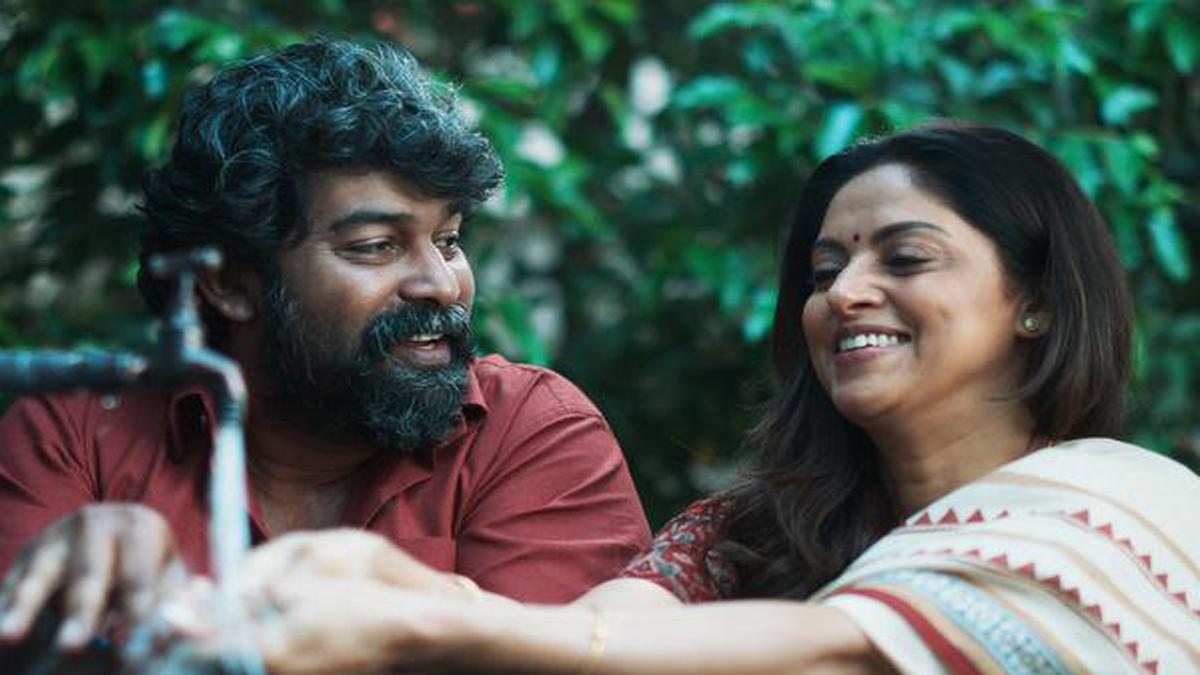 ‘Putham Pudhu Kaalai Vidiyaadhaa…’ review: Three hits and two misses in this anthology of hope