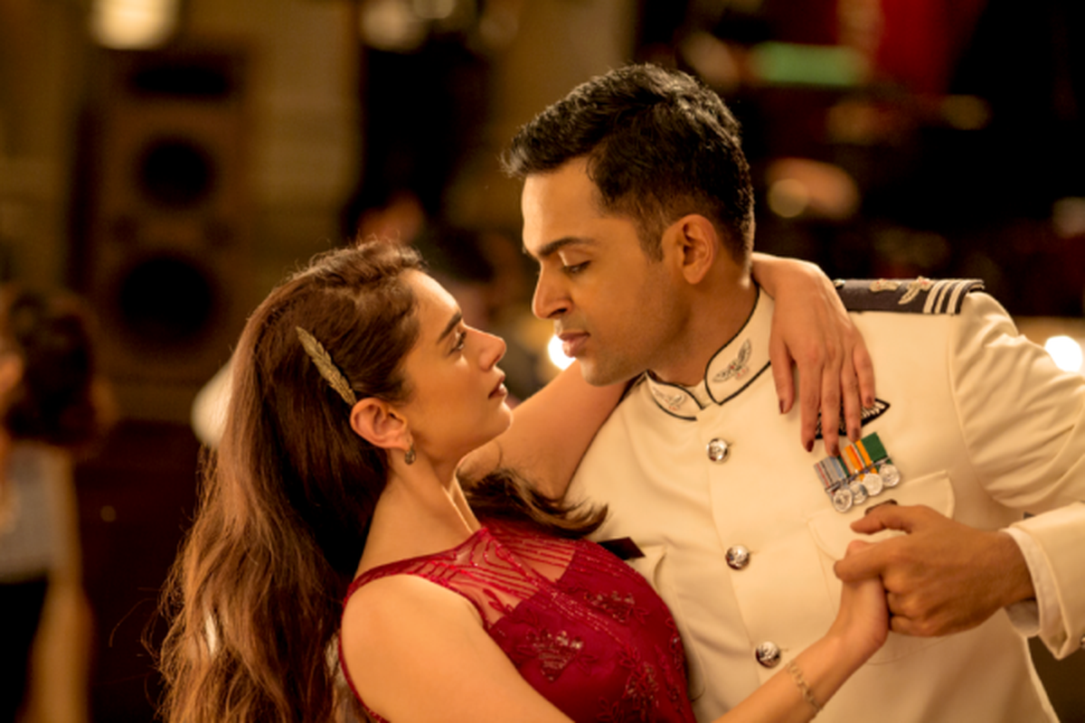 Kaatru veliyidai full hot sale movie with english subtitles