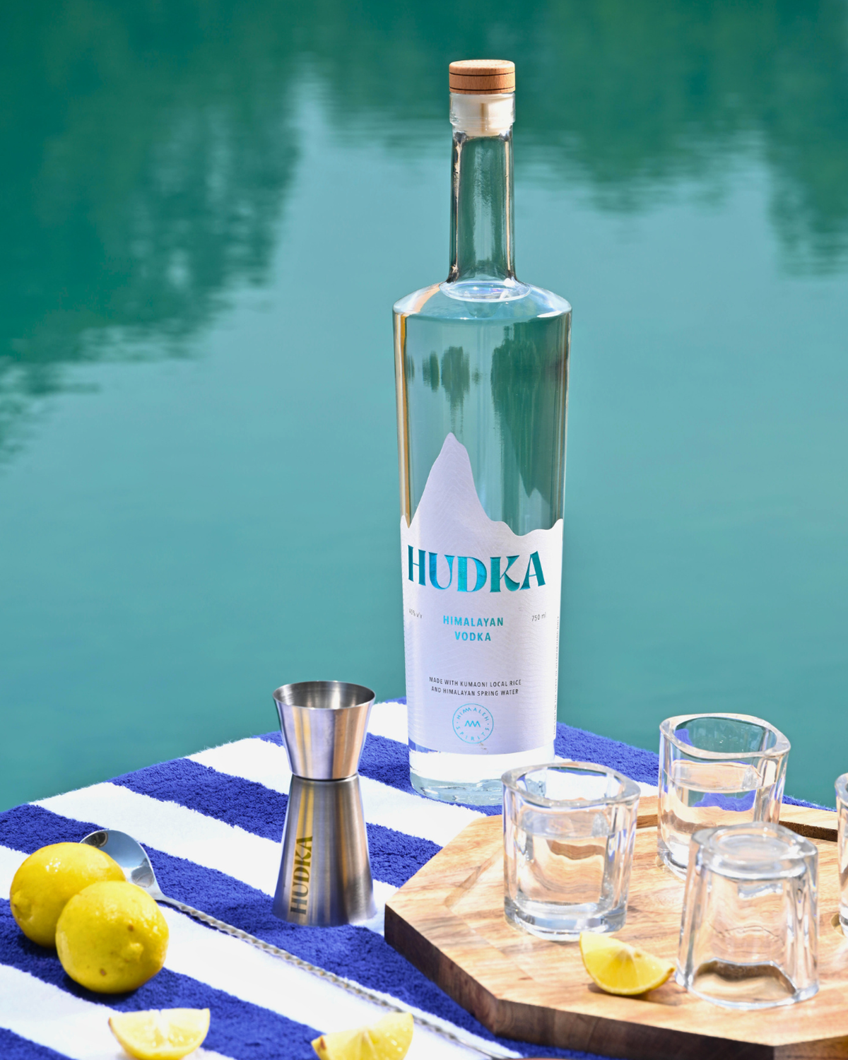 Hudka, a vodka that vibrates with the rhythm of the mountains Hudka, a vodka that vibrates with the rhythm of the mountains