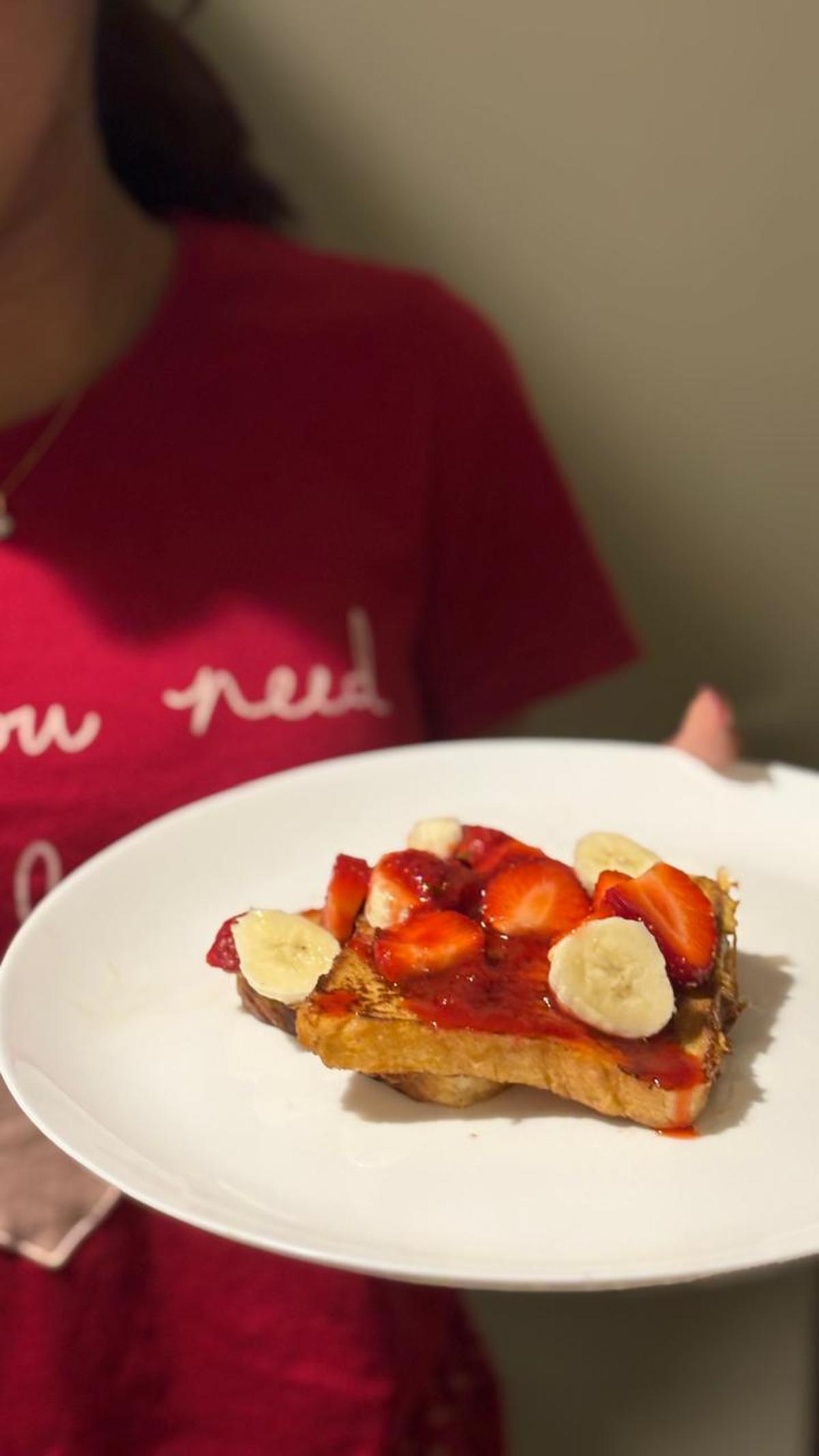 Strawberry French toast by Pretty Antio