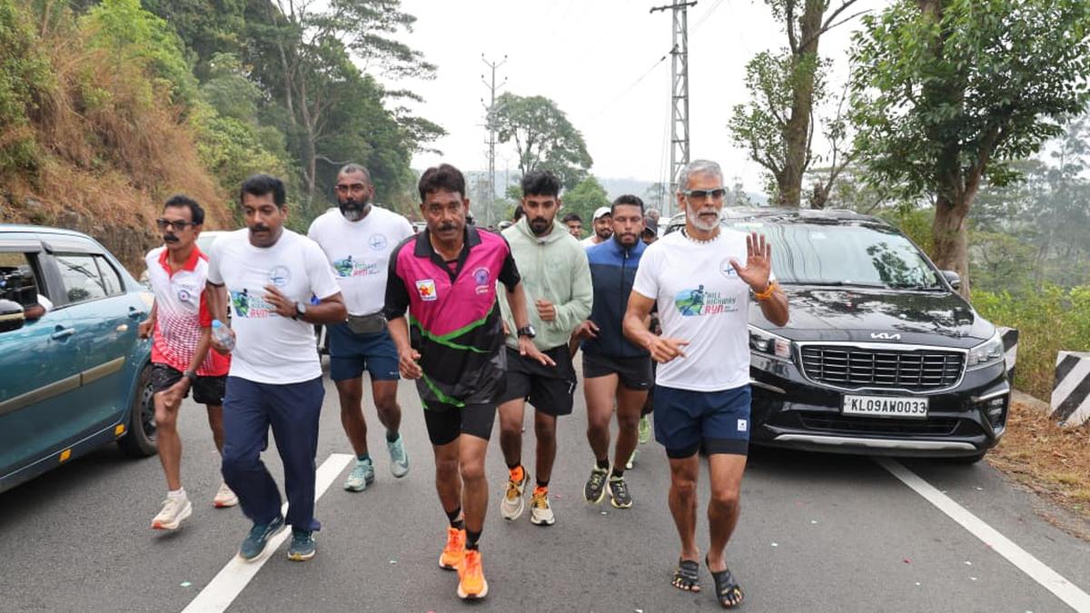 Milind Soman leads Hill Highway Run in Idukki
