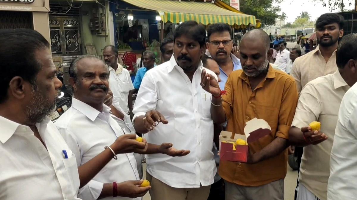 AIADMK cadre in Theni burst crackers, distribute sweets; say bad time has started for DMK with OPS&rsquo;s entry