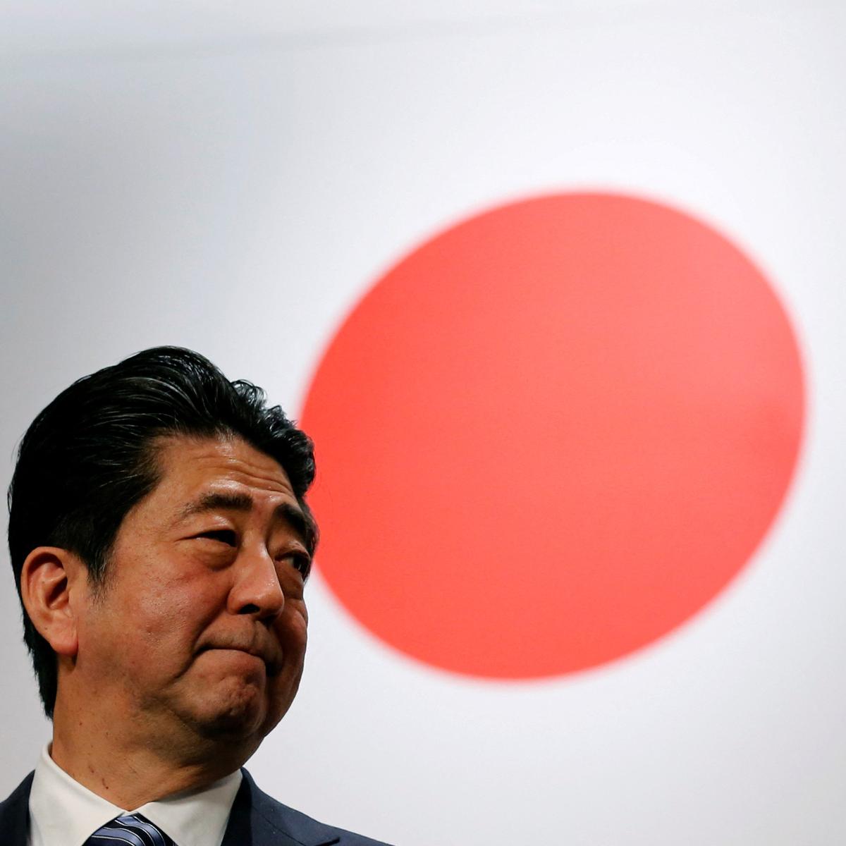 Tokyo as Japan mourns death