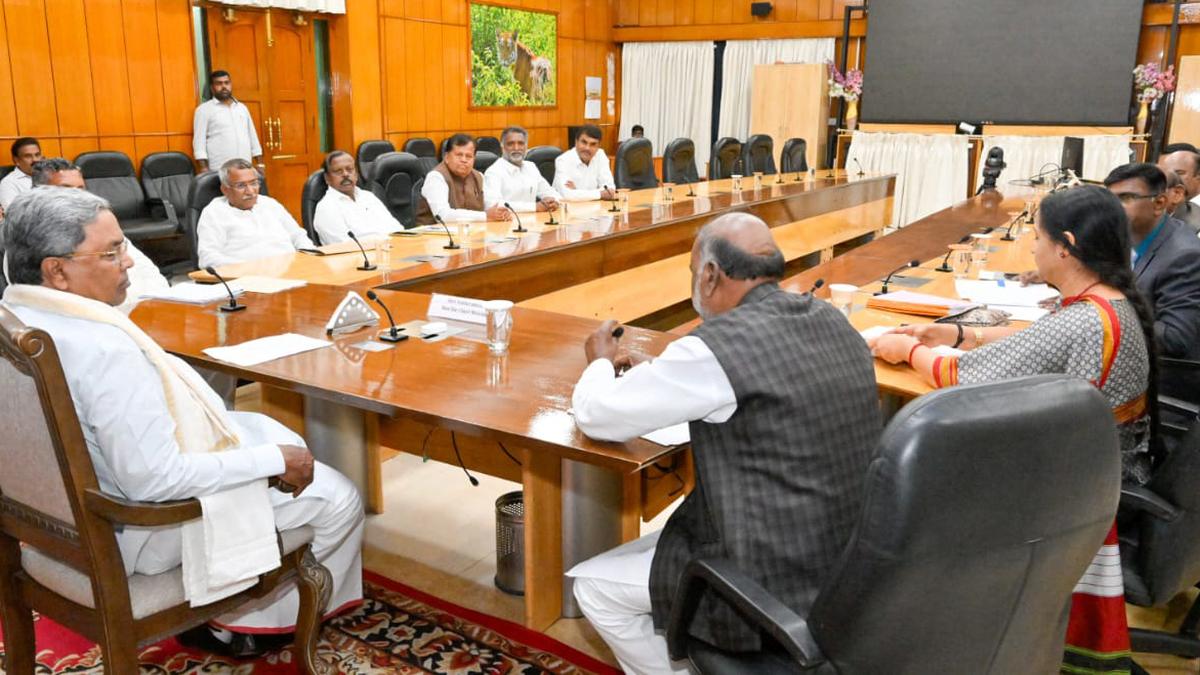 Dalit leaders meet Siddaramaiah urging him to implement internal reservation among SCs