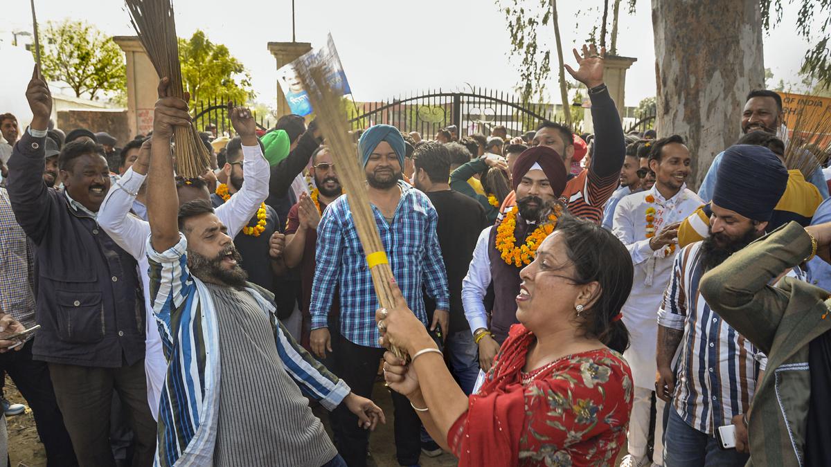 Winds of change lift AAP in Punjab