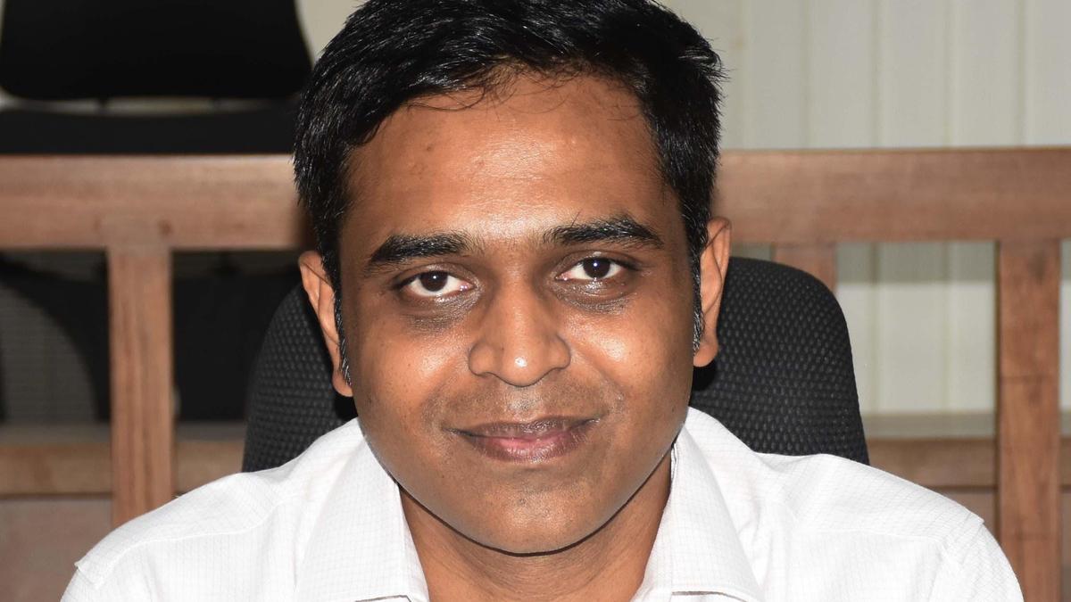 DC sets up committee to investigate threat to artistes during musical event in Yadgir