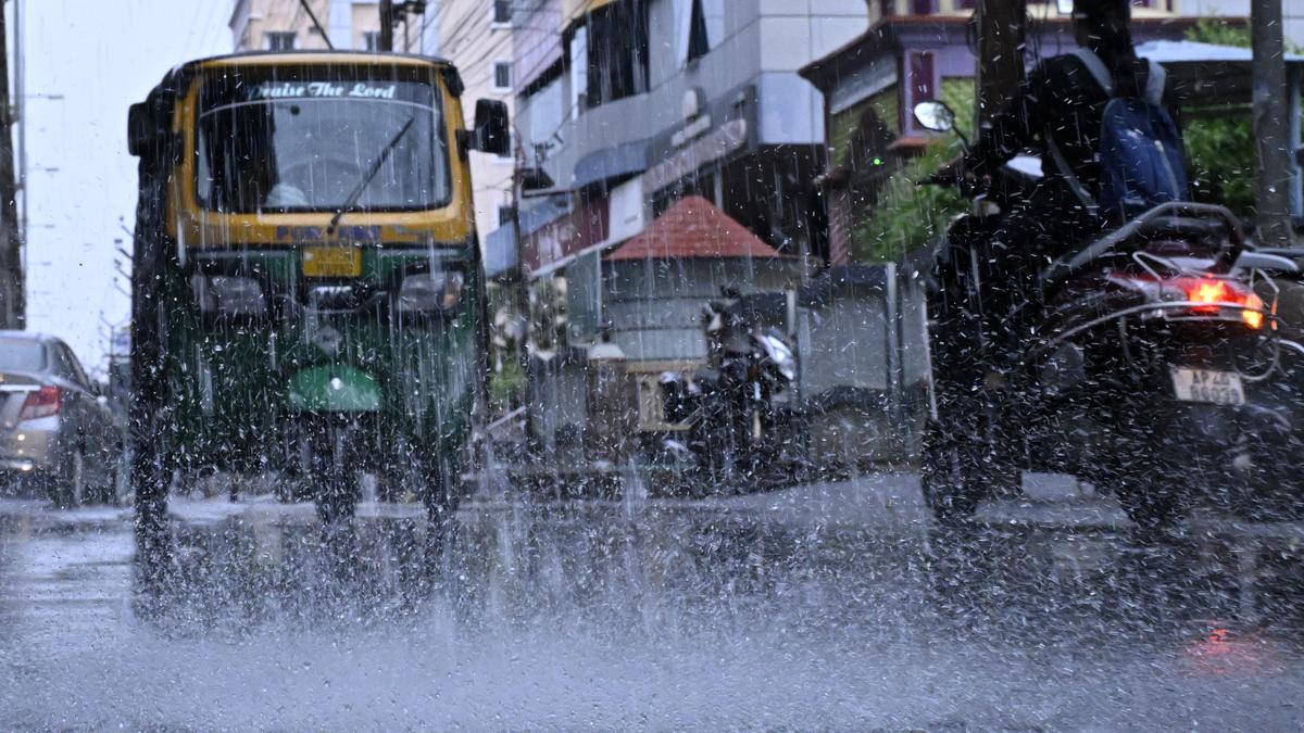 Cyclone Remal and Kerala rain updates: IMD issues Red alert for various regions of country as cyclonic storm Remal intensifies