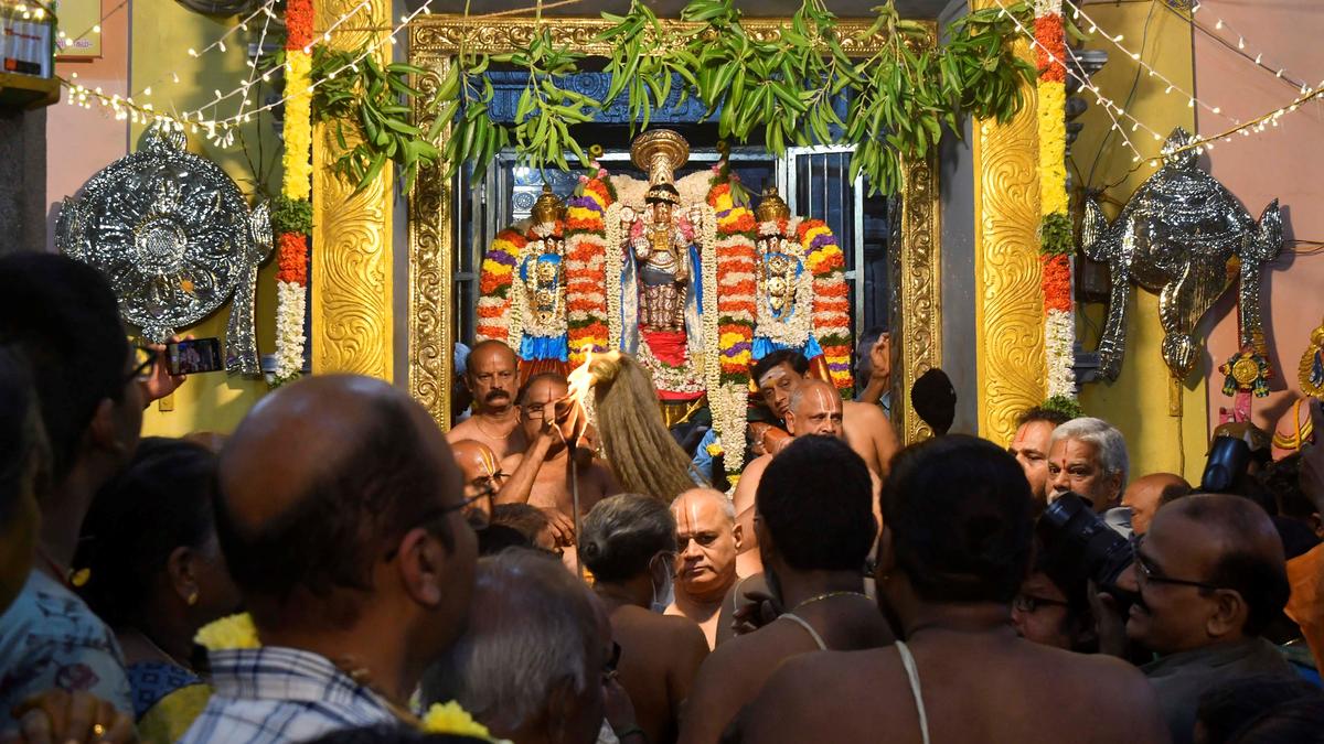 Devotees throng temples on Vaikunta Ekadasi