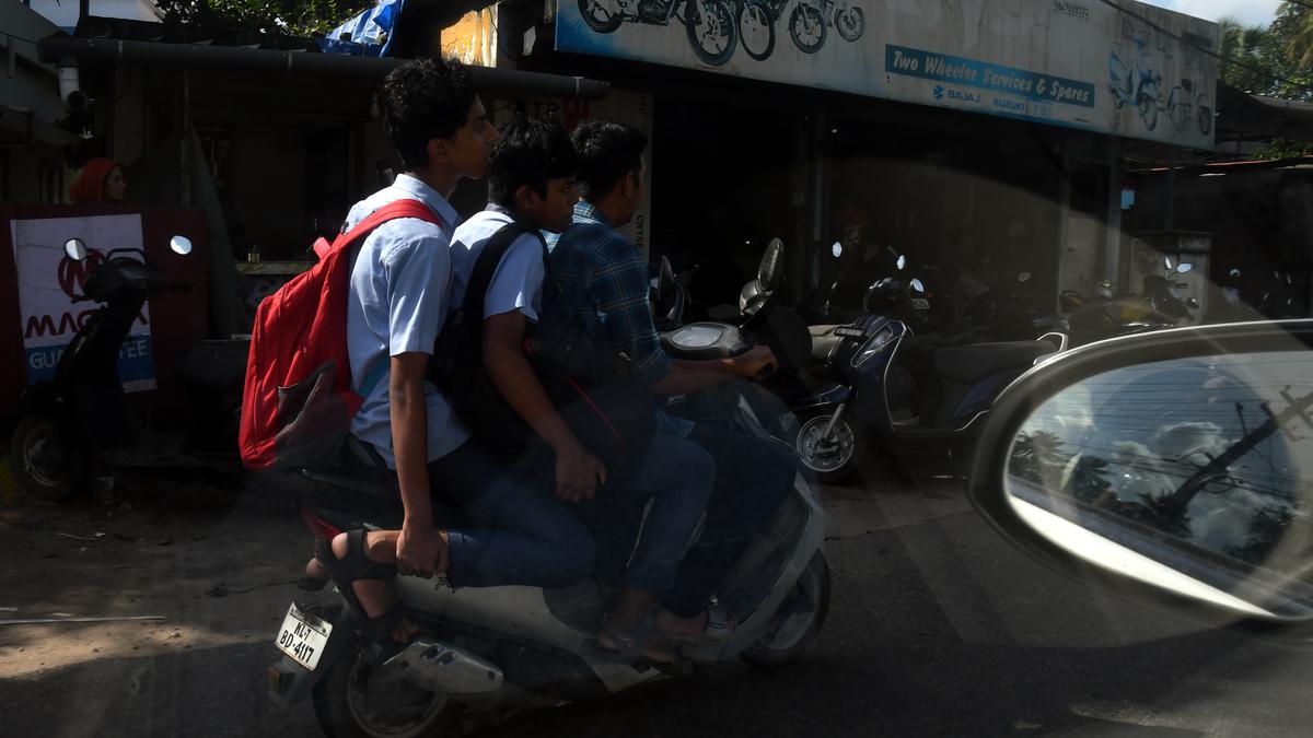 Driving triple without licence and helmet becoming common in Ernakulam