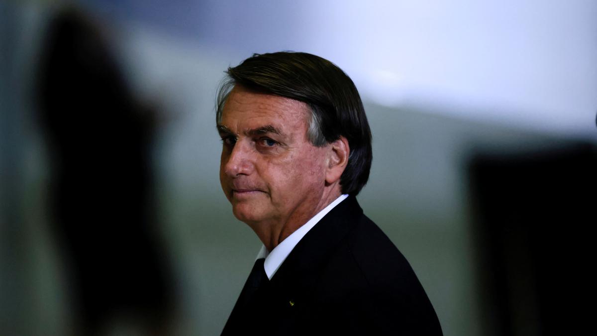 Brazil's Bolsonaro applies for 6-month U.S. visitor visa