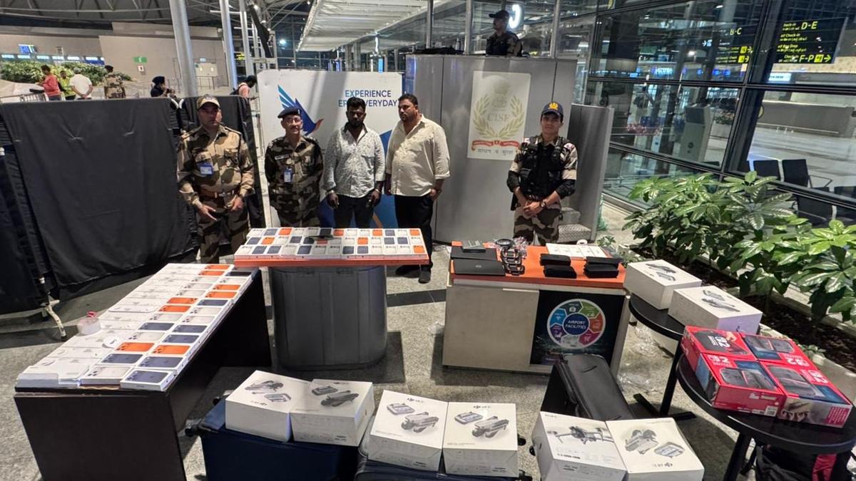 CISF foils smuggling attempt, seizes ₹1.4 crore worth of electronic goods at Hyderabad airport