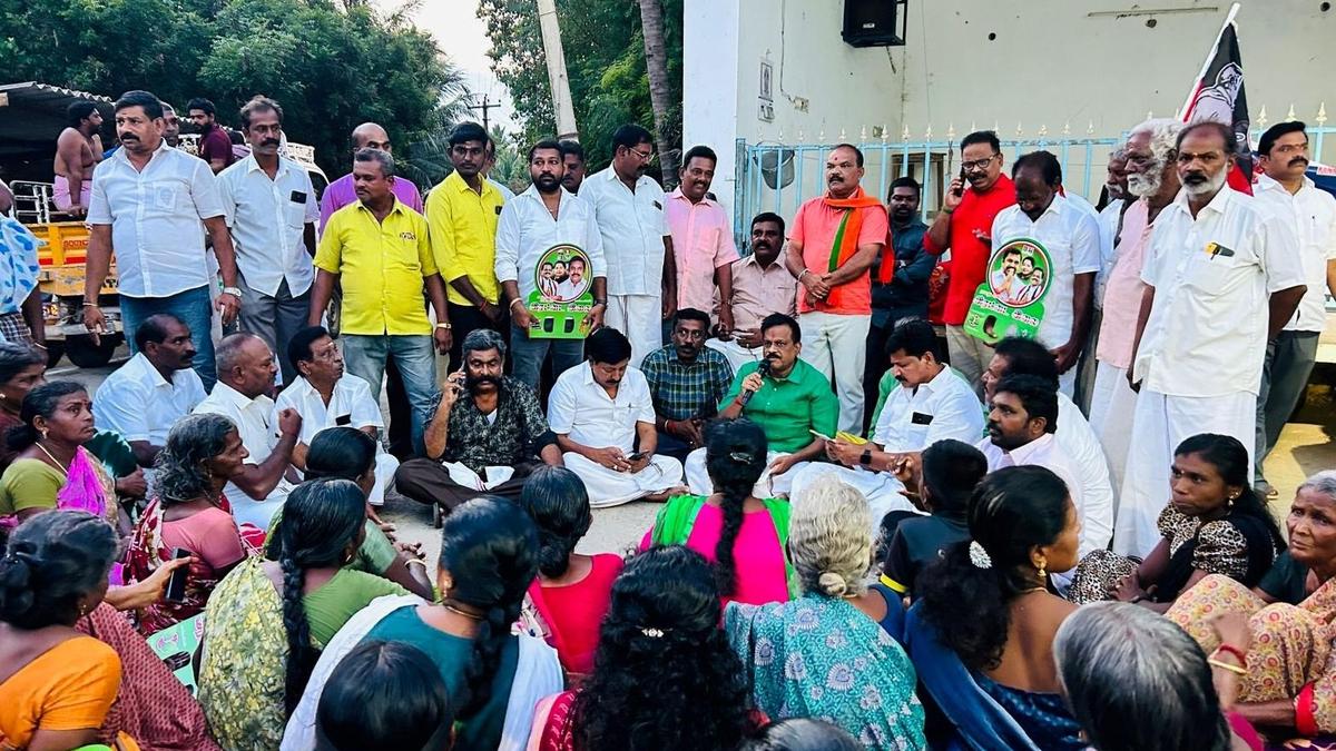 Thalavai Sundaram intensifies grassroot campaign