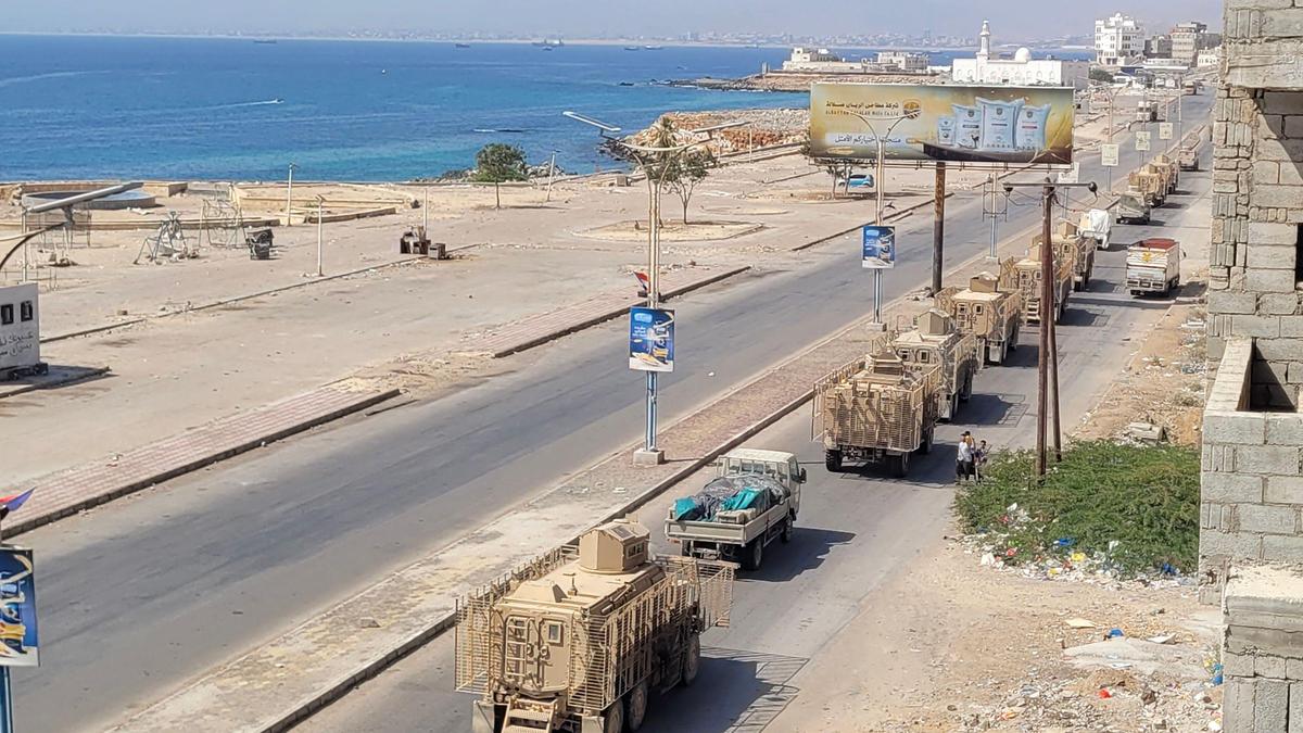 Saudi envoy says leader of Yemen separatist group STC blocked delegation's landing in Aden