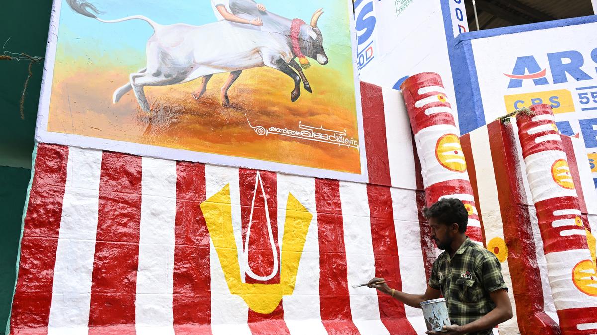 All eyes on Alanganallur now
