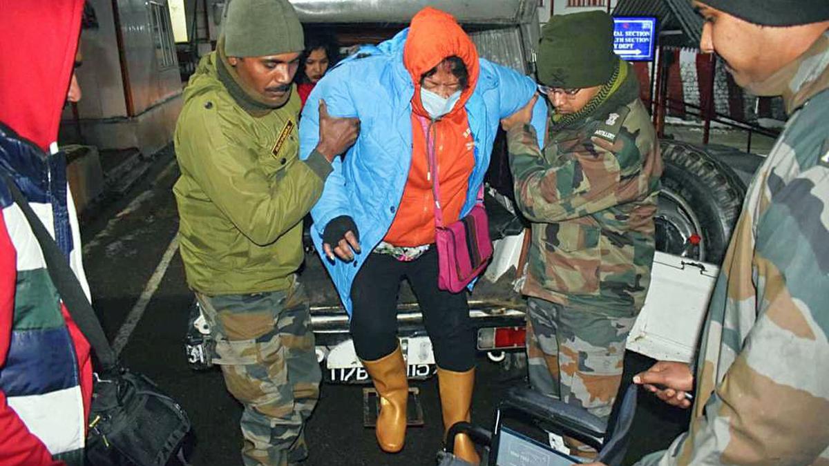 Indian Army rescues 500 stranded tourists from landslide-hit Sikkim